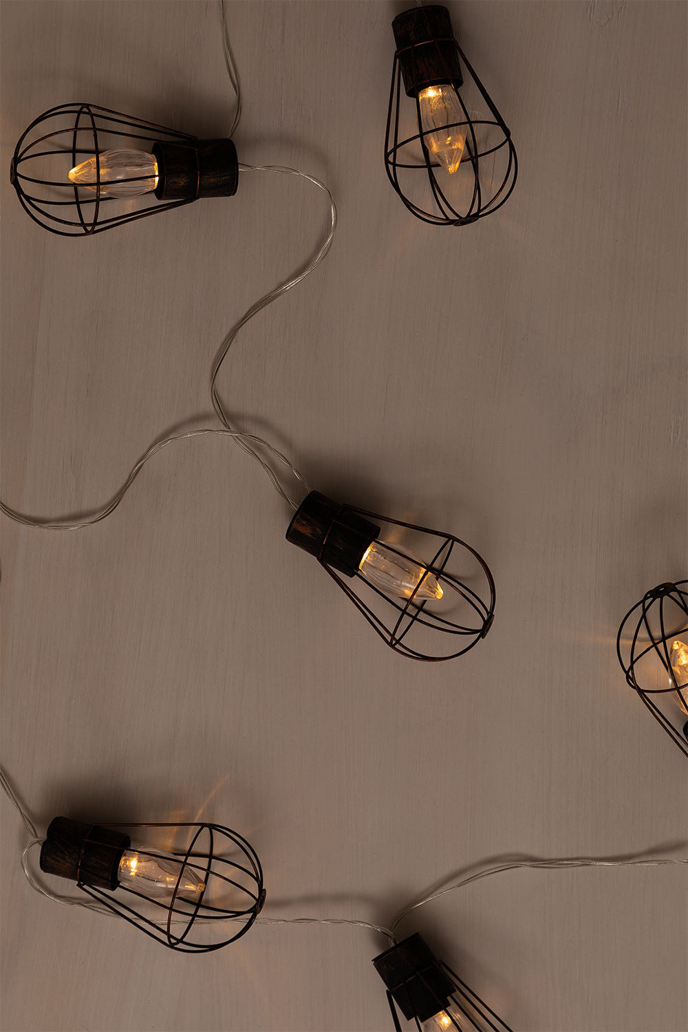 VINTAGE Solar LED String Light with Solar Charger