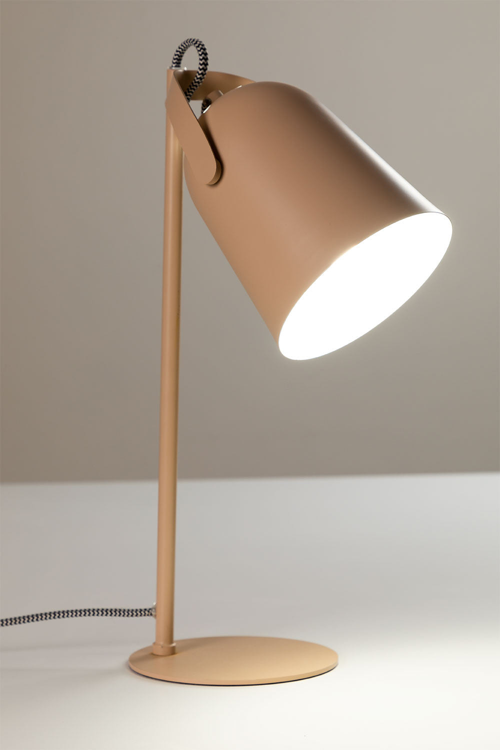 MoMo Table Lamp