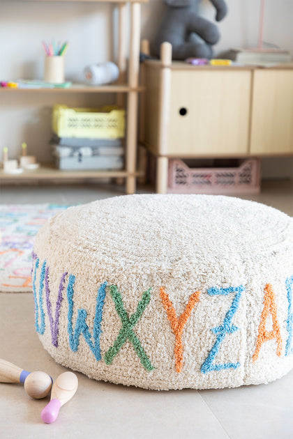 ROUND COTTON LETTERS POUFFE